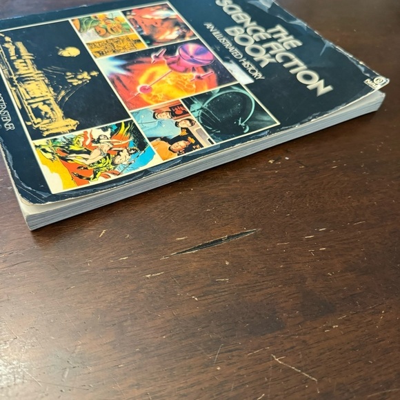 The Science Fiction Book: An Illustrated History Franz Rottensteiner 1975 - Picture 15 of 16